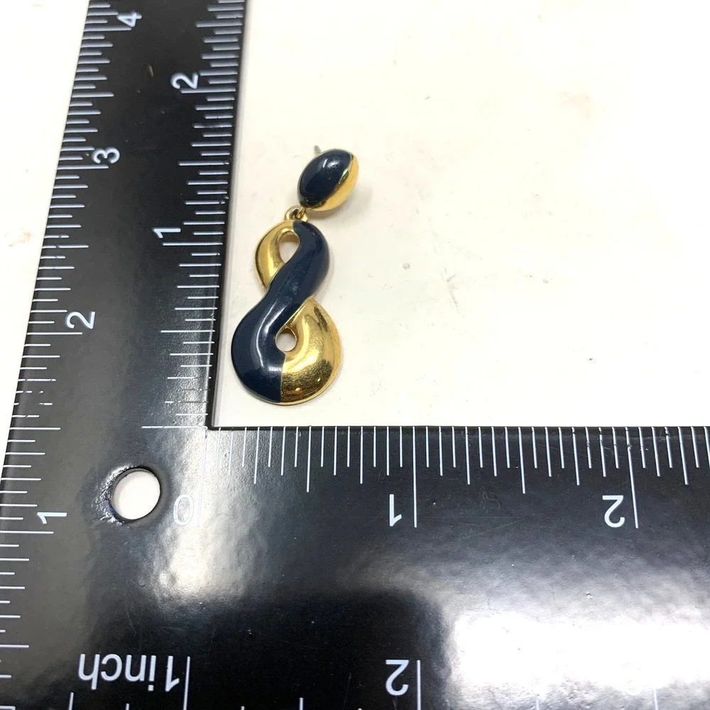 Vintage 1980's Monet Infinity Twist Navy Enamel Dangle Earrings Pierced Carded